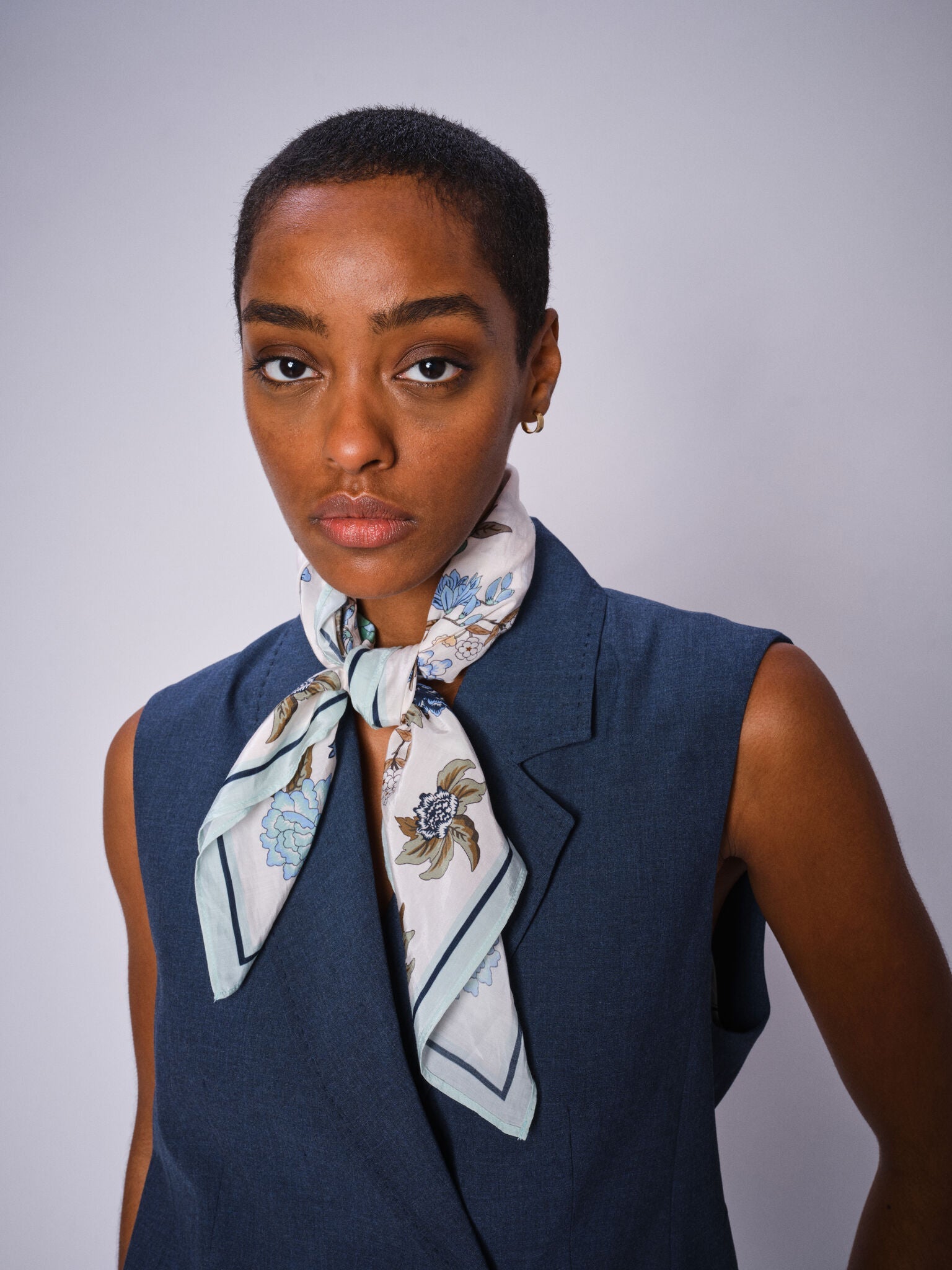 Modelshot / Ecru / Detail